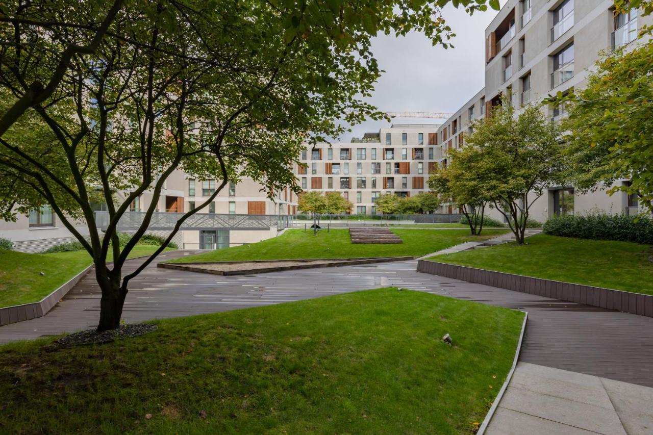 Warsaw Wola Apartment Near Nocny Market By Noclegi Renters Exterior foto